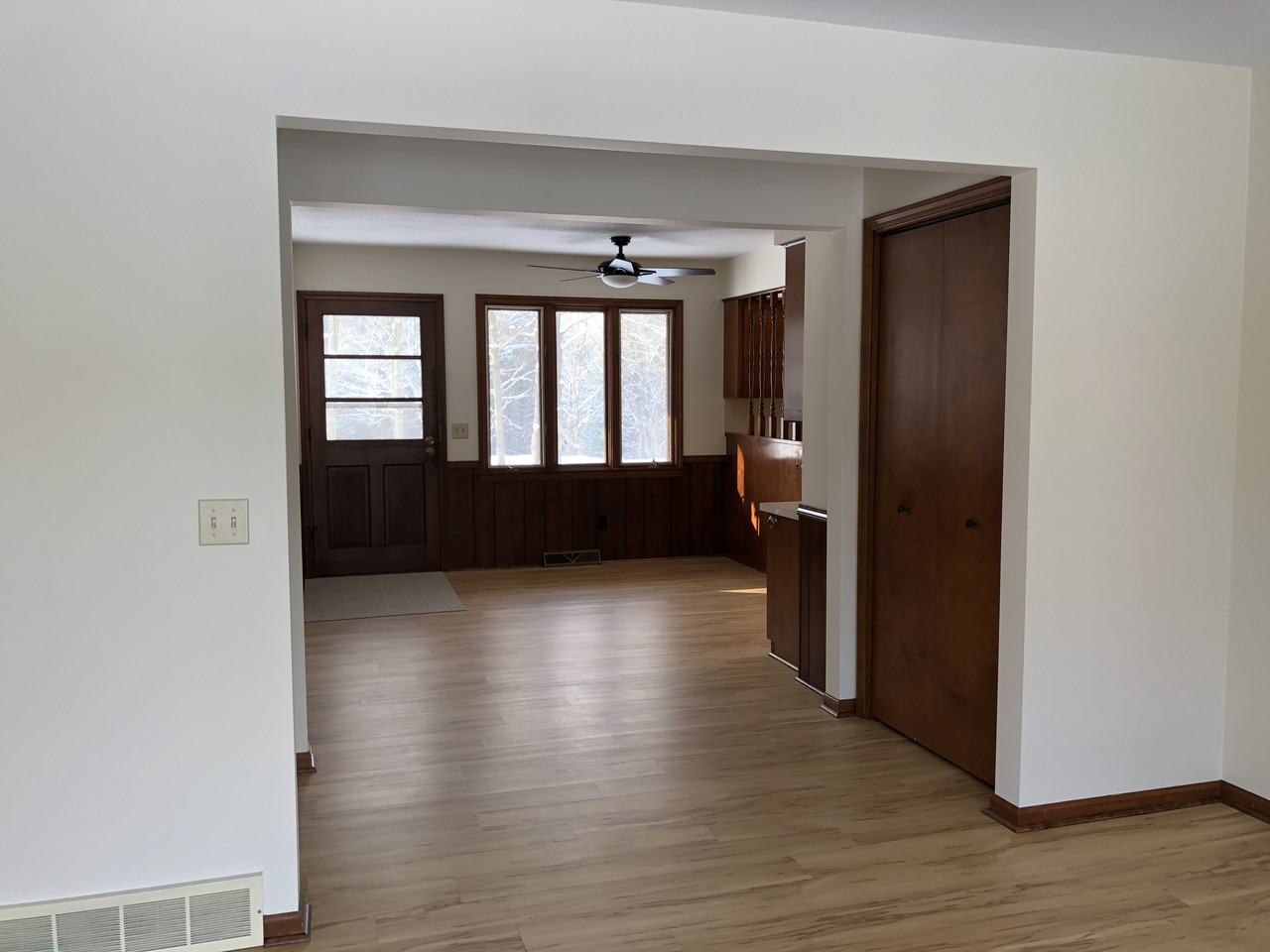 4115 65th St - Photo 3 of 14