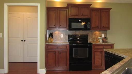 23 Lee Rd 2040 - Photo 2 of 26