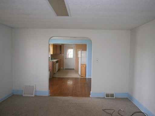 50 Kennedy Rd - Photo 3 of 6