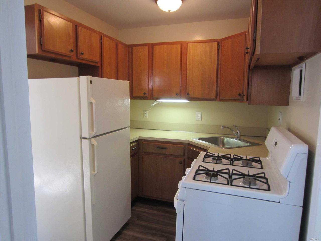 3570 Park Ave - Photo 2 of 7