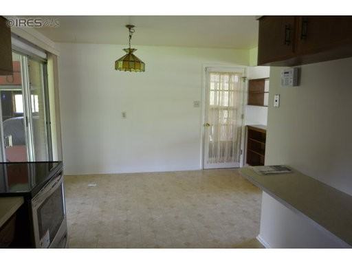 361 Lansing St - Photo 3 of 5