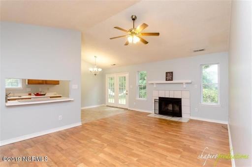 1010 Shadow Moss Court - Photo 2 of 7