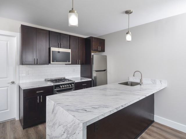 Burlington Pointe Apartment Homes - Photo 2 of 25