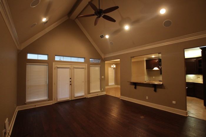 15924 Cumberland Way - Photo 3 of 29