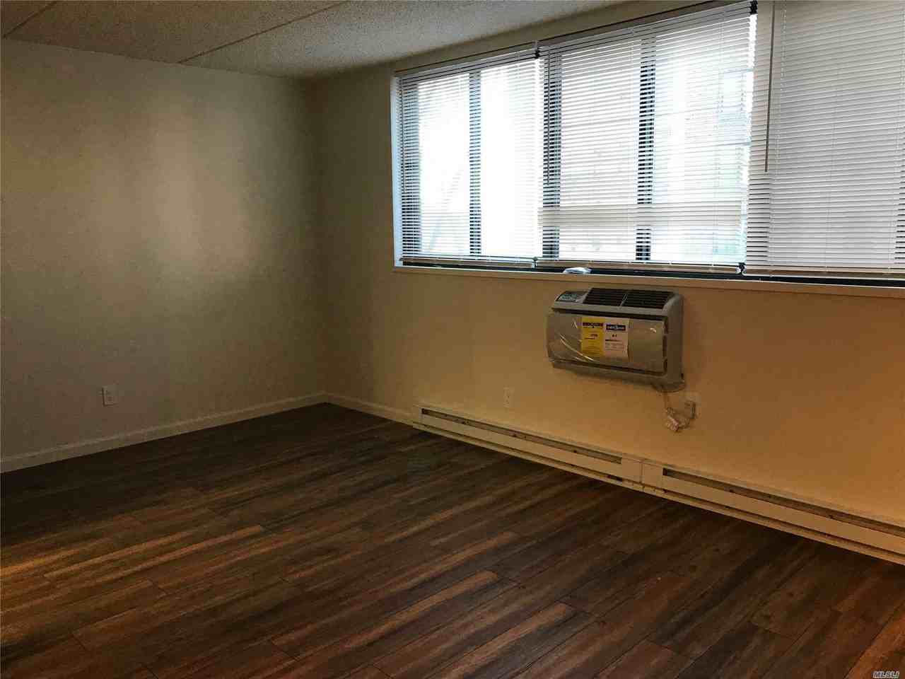 See The Lowest Priced Apartments For Rent in Flushing, Queens CBS New