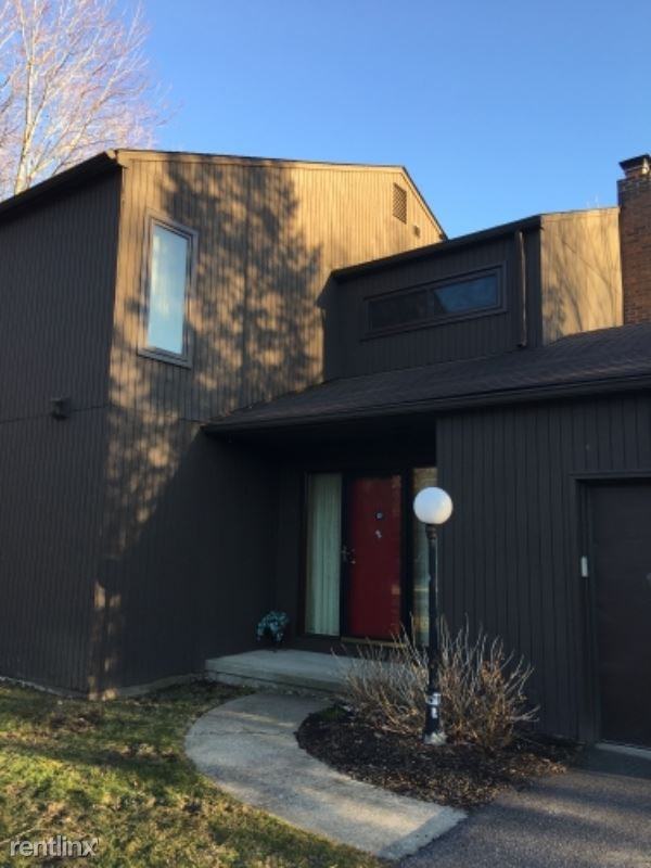 33 Oakshore Dr - Photo 2 of 27