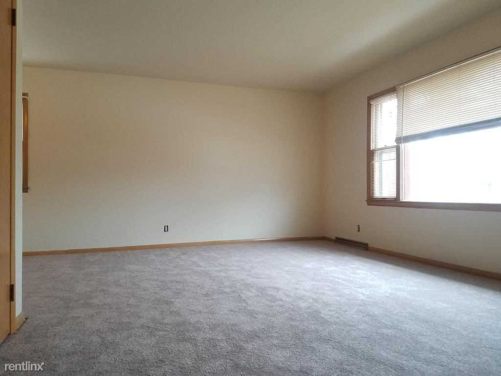 1317 W Sheridan Ct - Photo 2 of 25