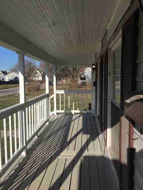 2116 Woodlawn Ave - Photo 3 of 22