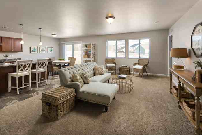 8131 Lausen Ln - Photo 3 of 29