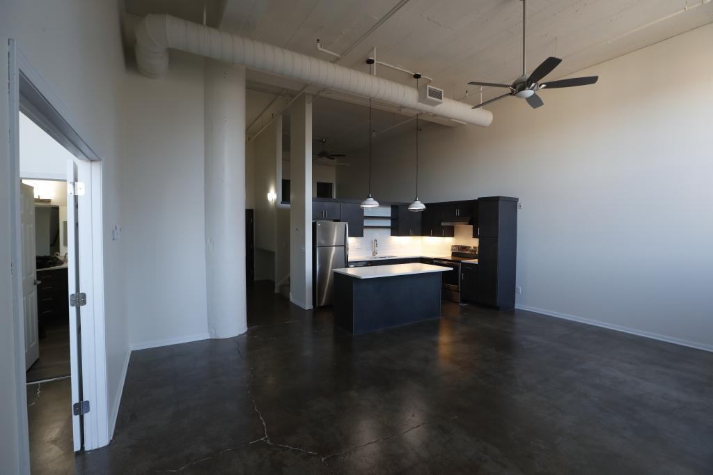 The most inexpensive apartment rentals for rent in North Loop,