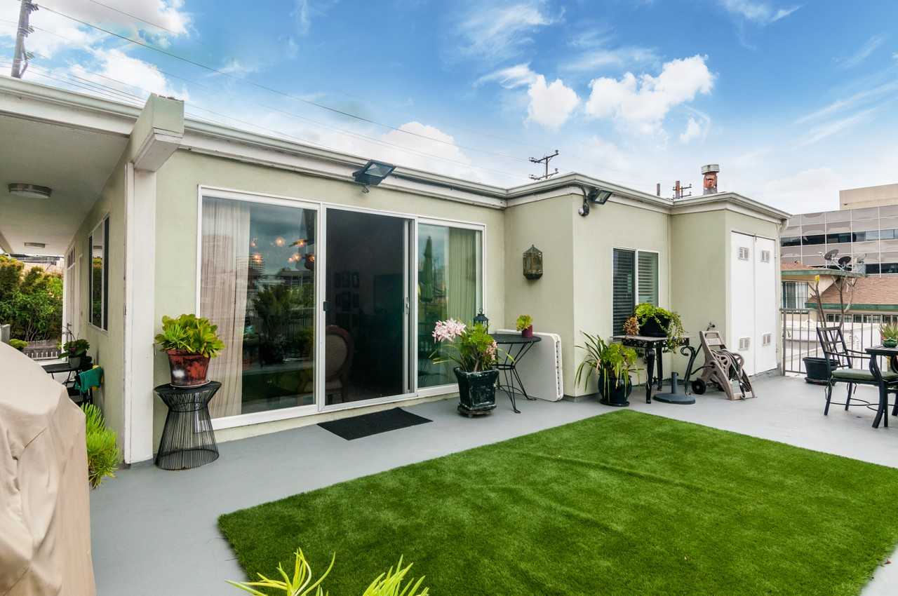 10454 Santa Monica Boulevard 10454, Los Angeles, CA 90025 2 Bedroom