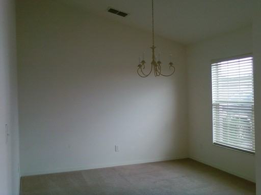 1042 Lakeview Oaks Dr - Photo 3 of 11