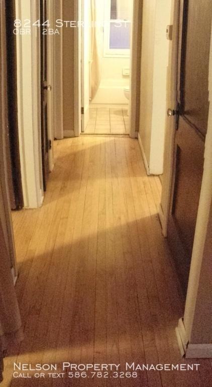 8244 Sterling St - Photo 2 of 15