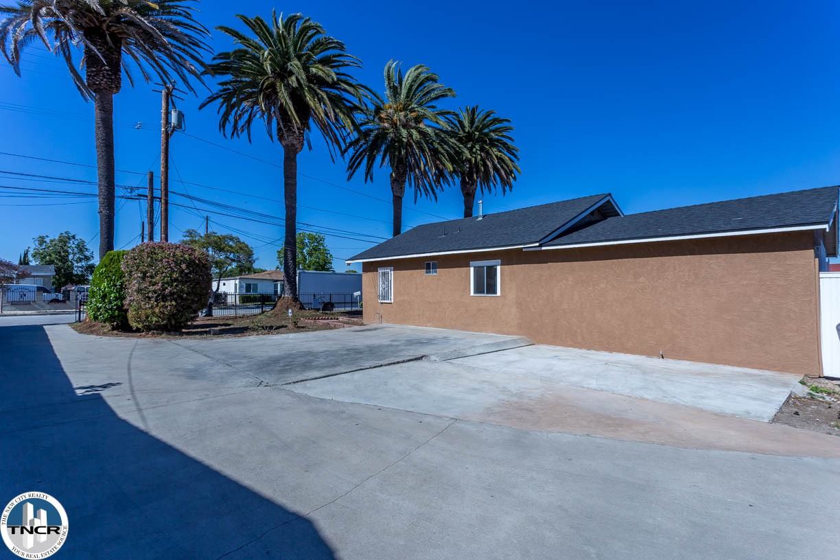 414 E 127th St - Photo 2 of 37