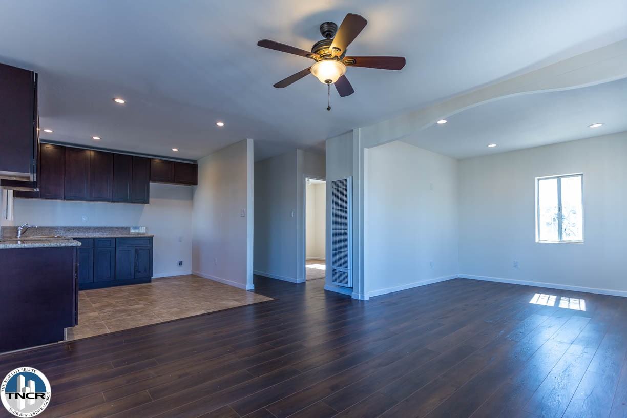 414 E 127th St - Photo 3 of 37