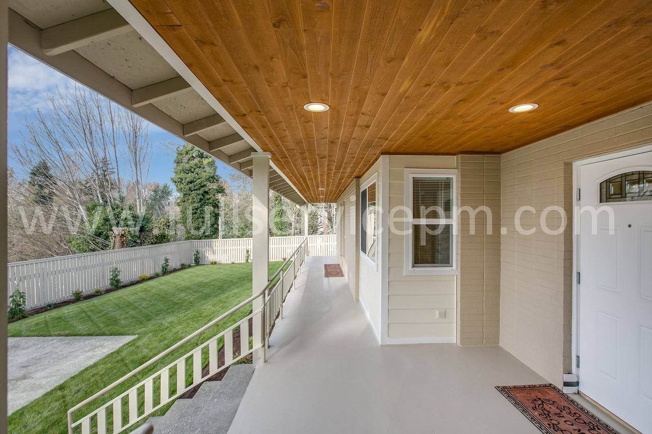 13025 64Th Ave S - Photo 3 of 15