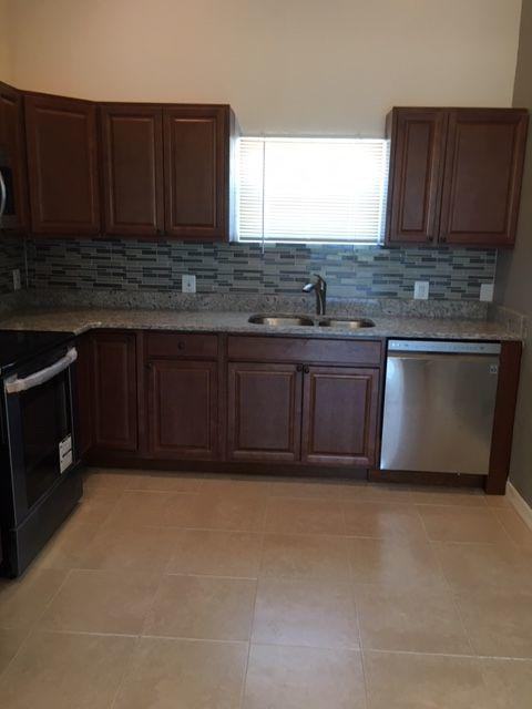 95 Exuma St - Photo 2 of 19