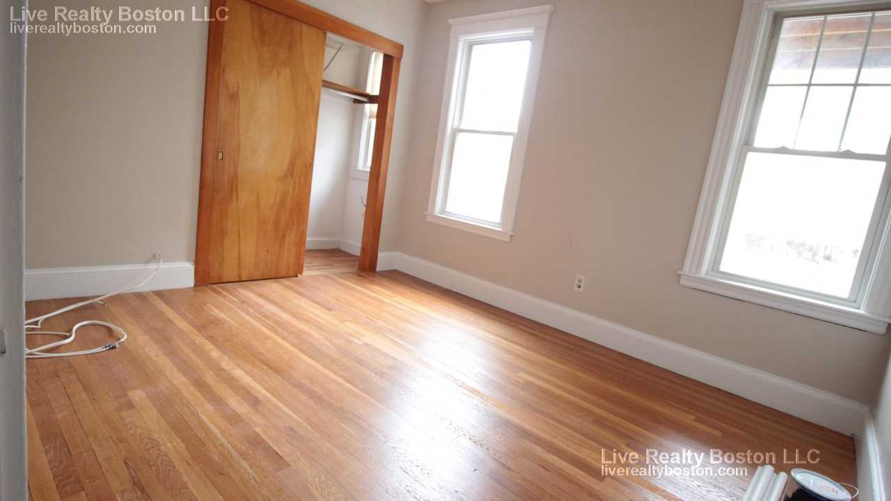 70 Leicester Street - Photo 2 of 2