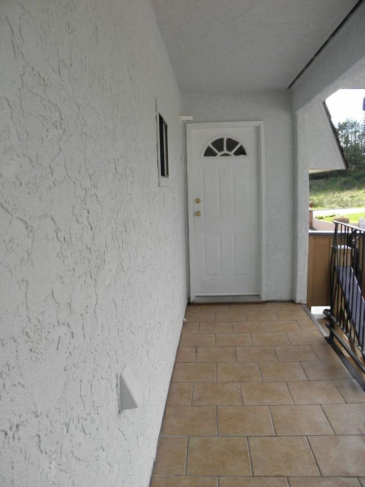 2045 Gatewood Rd - Photo 3 of 31