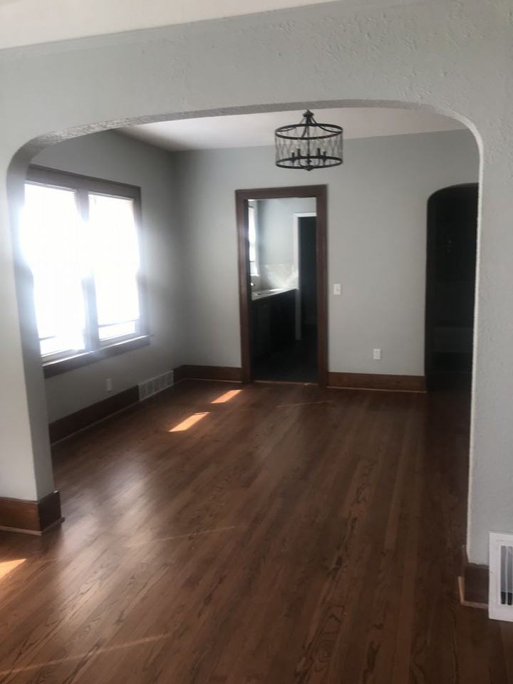 73 E Cornell - Photo 3 of 17