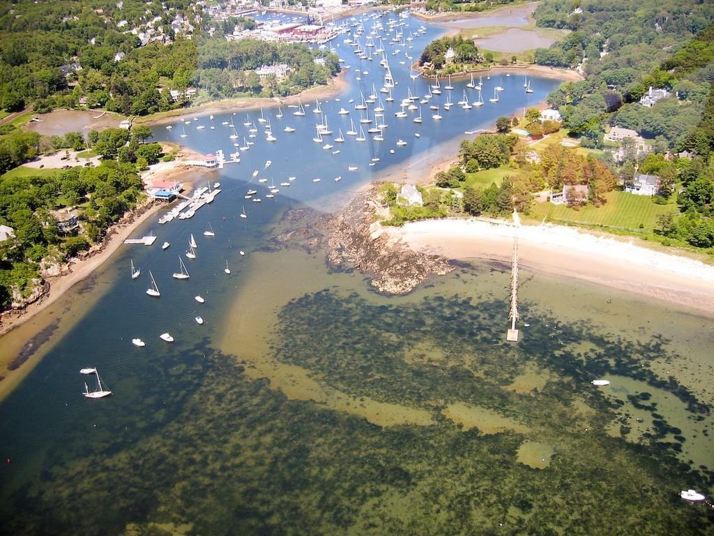 48 Proctor St - Photo 2 of 14