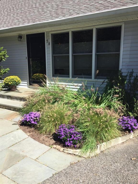 58 Concord Rd - Photo 2 of 31