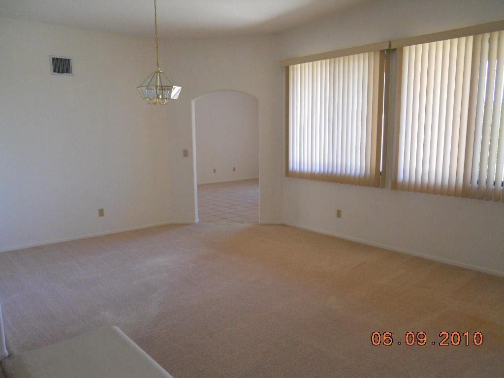 3462 W Red Bird Ct - Photo 2 of 10