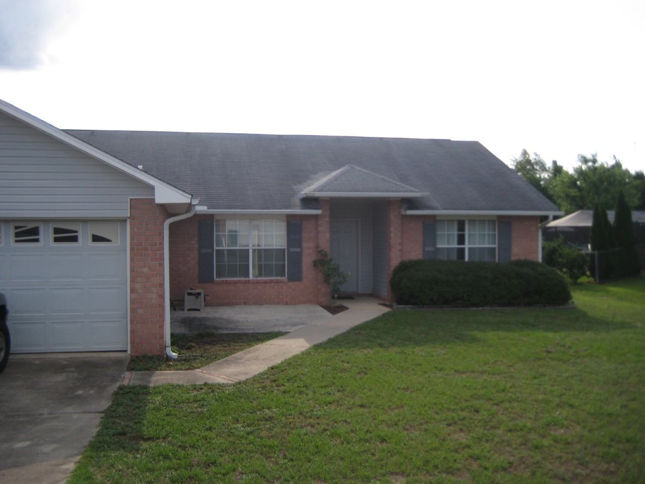 1266 Jefferyscot Dr - Photo 3 of 5