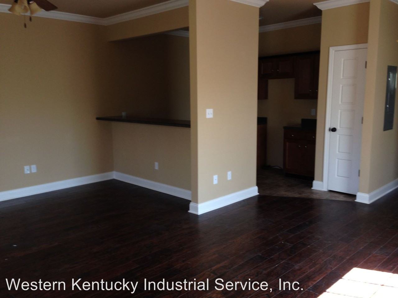 MIddle Bridge Townhomes Apartments 1040 Shive Ln, Bowling Green, KY