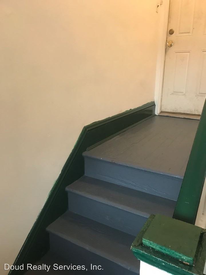 1016 Anderson St - Photo 2 of 17