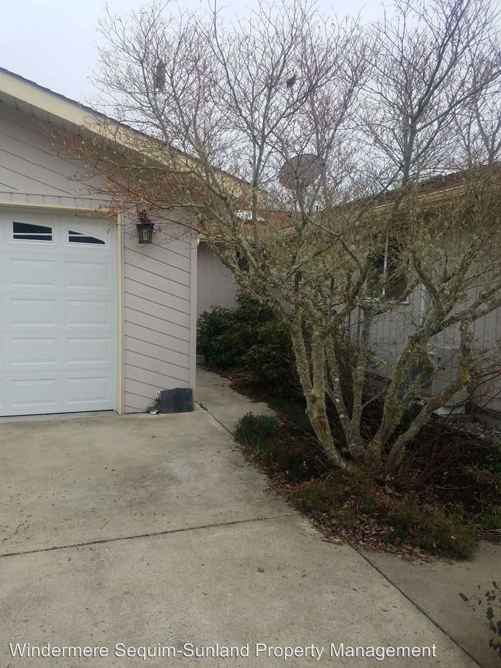 73 Nisbet Rd - Photo 2 of 20