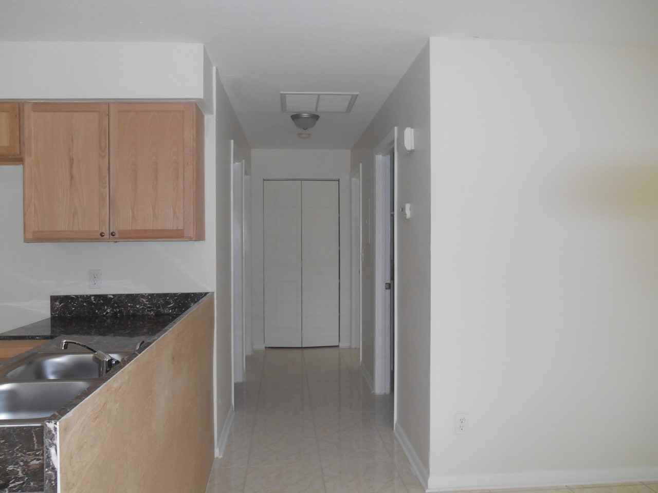 3217 Broadway - Photo 3 of 4