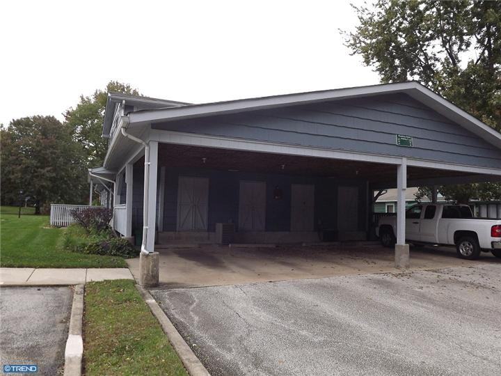 85 Woodway Dr - Photo 2 of 13