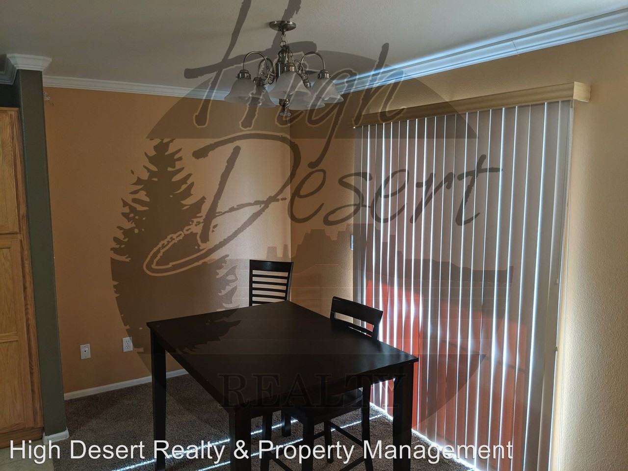 2451 1/2 Theresea Ln - Photo 3 of 9