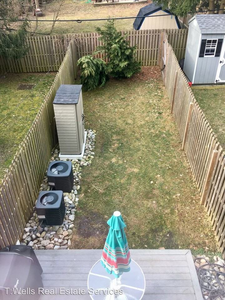 8138 Ardleigh St - Photo 2 of 18