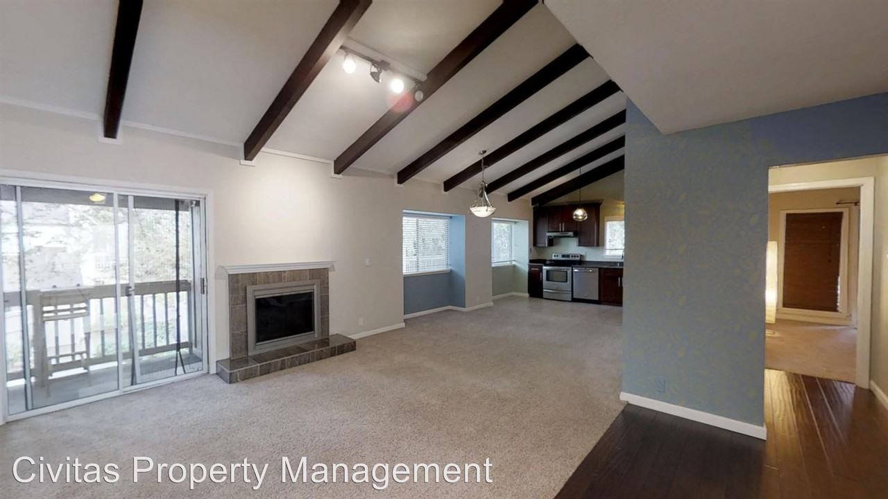 19313 Vineyard Ln - Photo 2 of 14