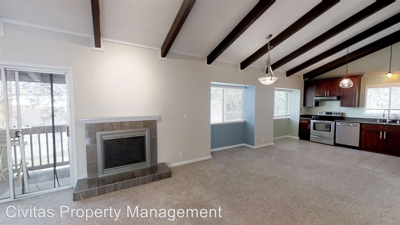 19313 Vineyard Ln - Photo 3 of 14