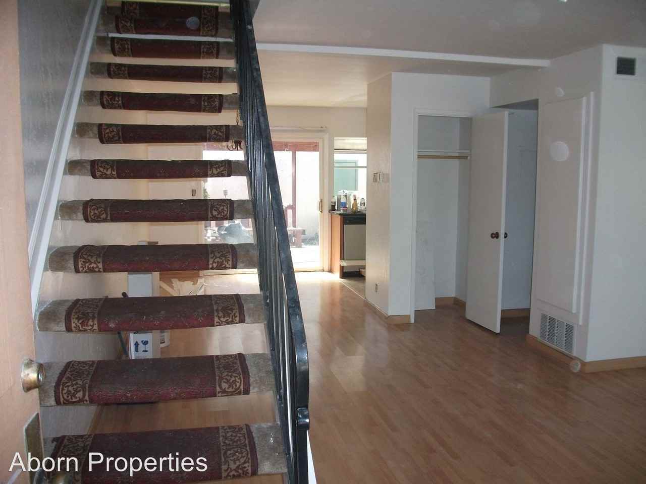 2210 Amberwood Ln - Photo 3 of 17