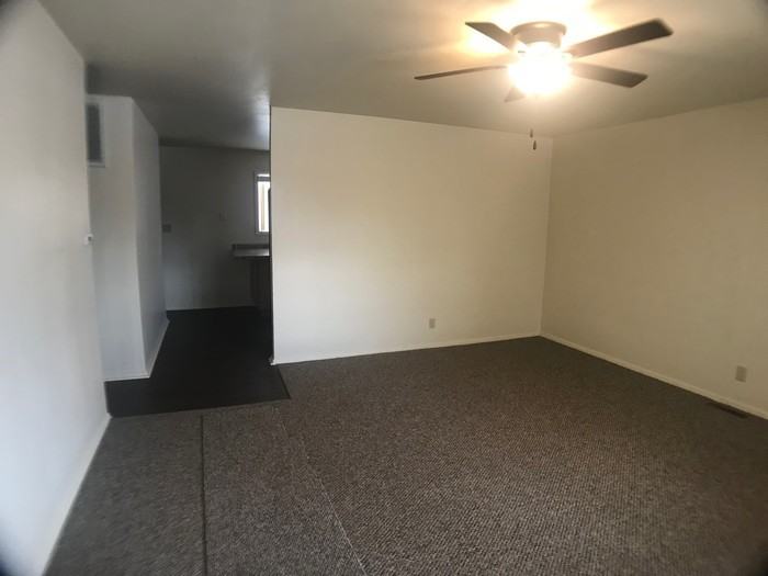 5227 Mayfair Pl - Photo 2 of 10