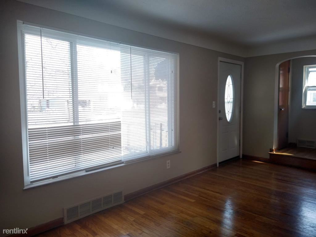 17525 Elsienna Ave - Photo 2 of 24