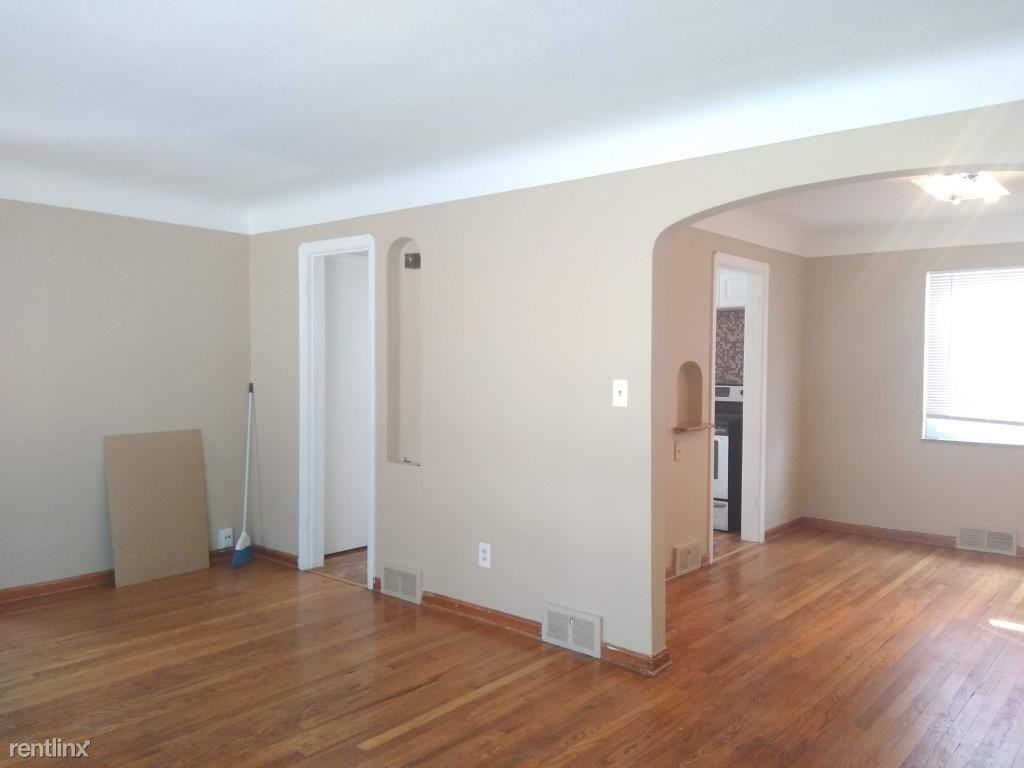 17525 Elsienna Ave - Photo 3 of 24