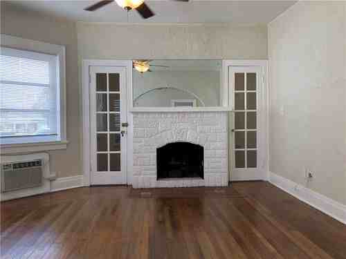 414 SE 12th Ct - Photo 2 of 8