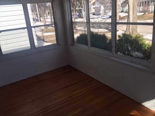 5050 30th Ave S - Photo 3 of 24