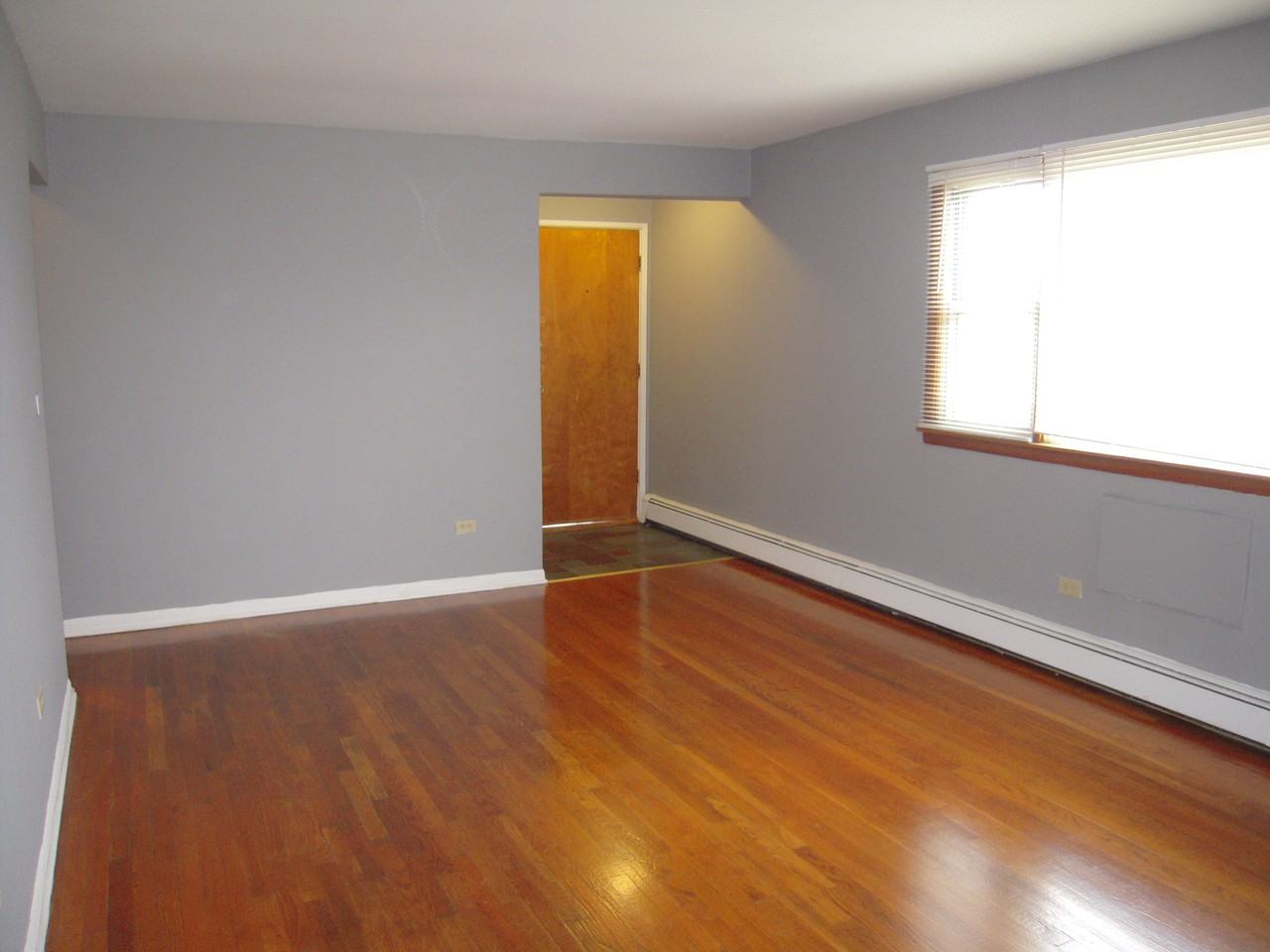 8700 S Merrill Ave - Photo 3 of 7