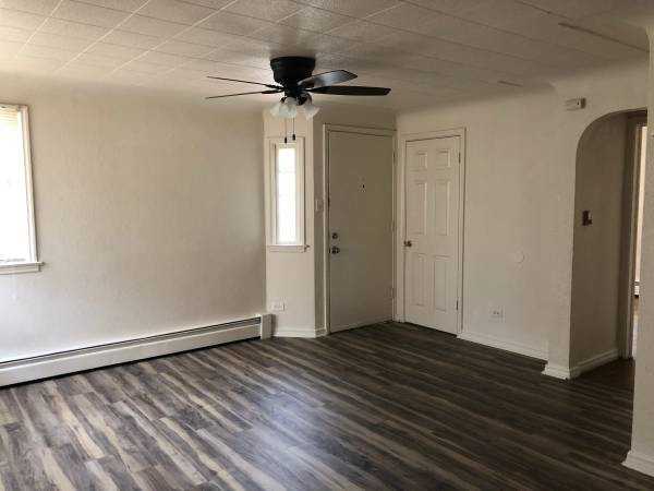 4445 Milwaukee St - Photo 2 of 23