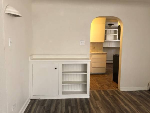 4445 Milwaukee St - Photo 3 of 23