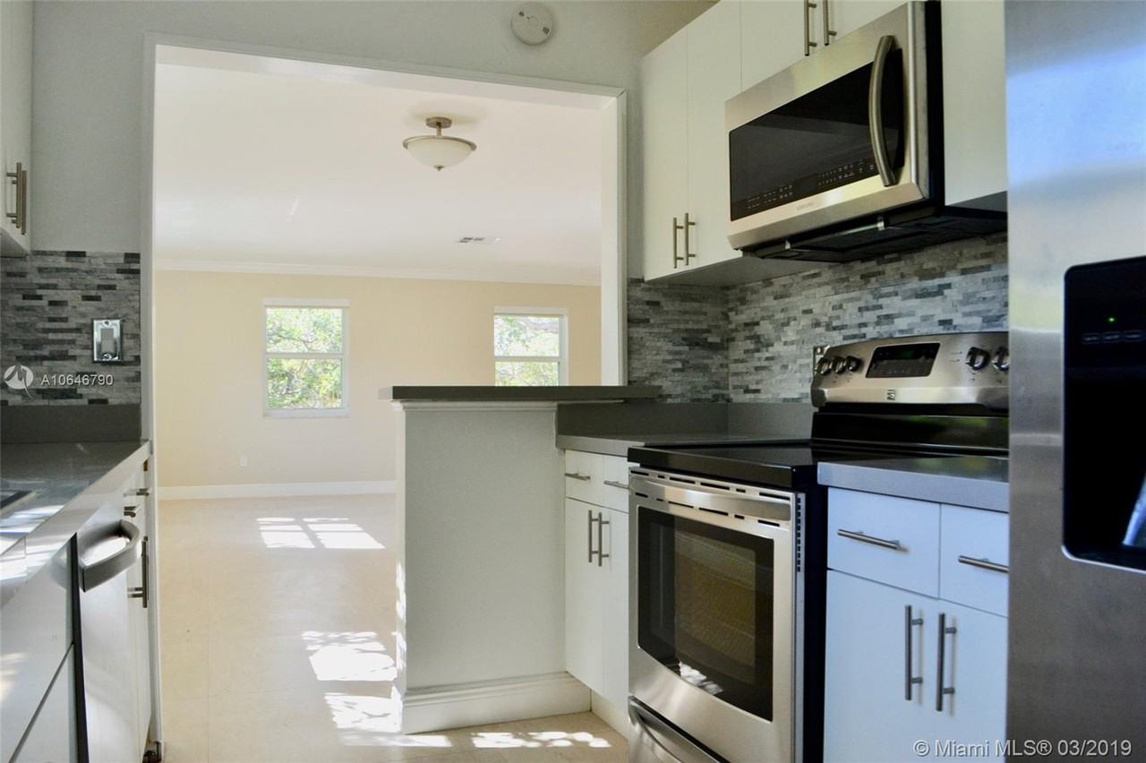 3401 S Le Jeune Rd - Photo 3 of 7