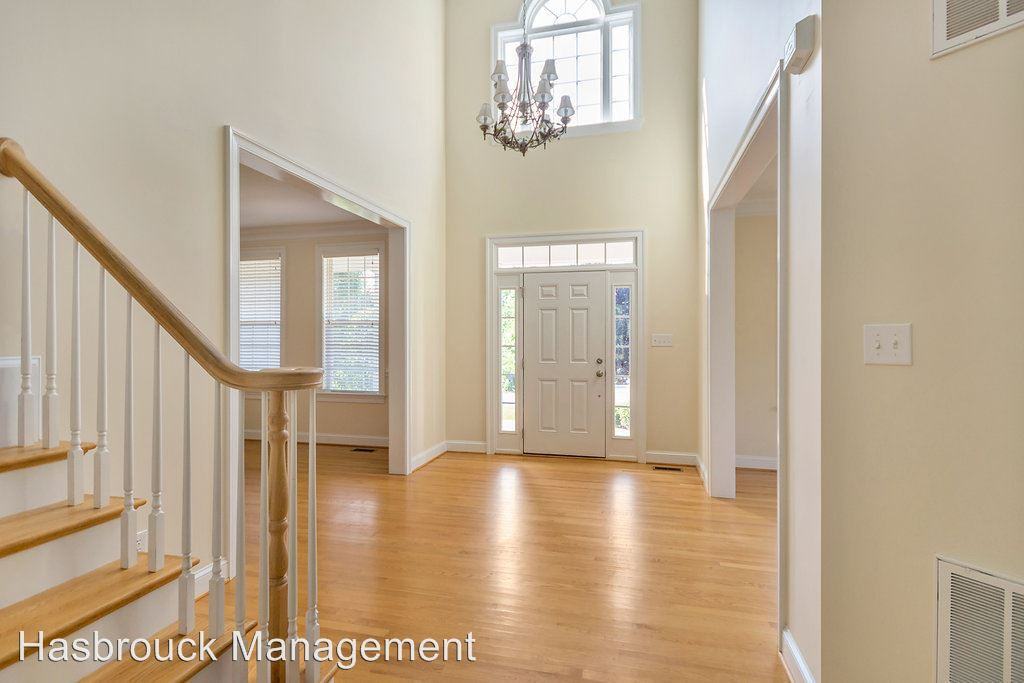 1857 Rhett Ct - Photo 2 of 18