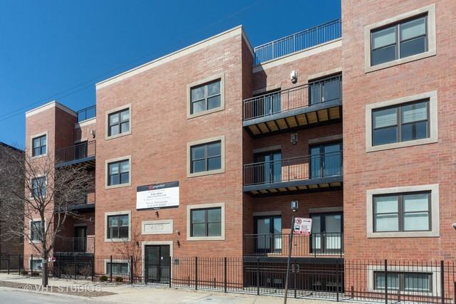4812 W Montrose Ave #102