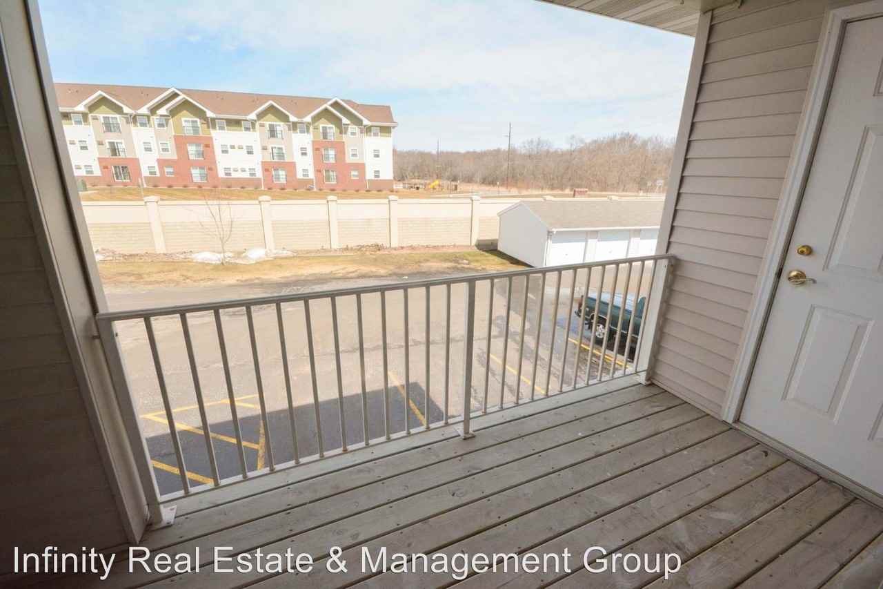 2014 11th Ave SE #C - Photo 3 of 13